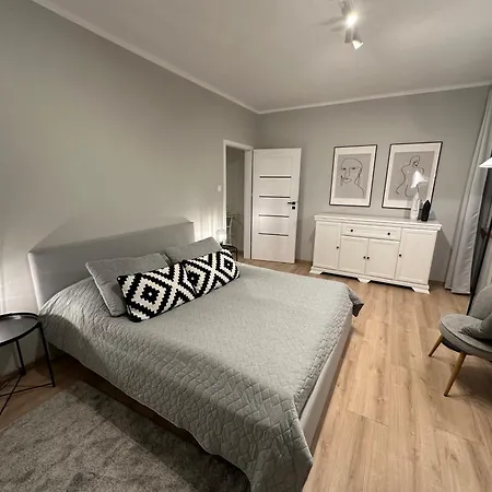 Апартаменты Cicha Z Parkingiem, Wifi, Self-check In, Galeria Handlowa