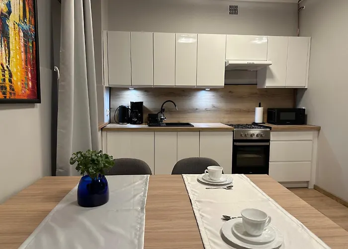 Cicha Z Parkingiem, Wifi, Self-check In, Galeria Handlowa